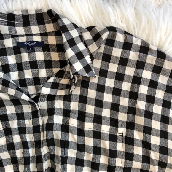 Madewell Tops - NWOT MADEWELL black white plaid short sleeve shirt